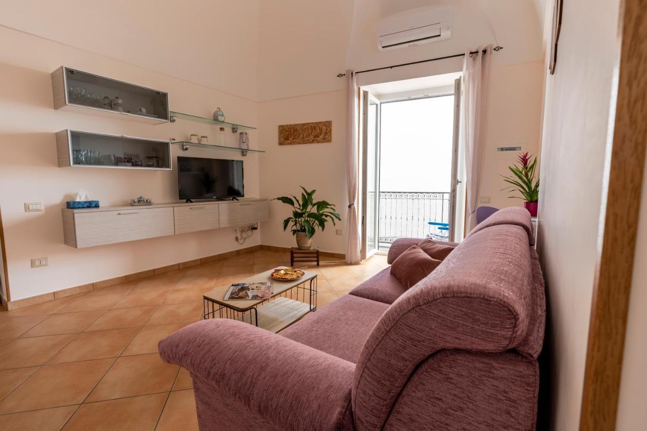 Casa Vacanza Da Giggino ราเวลโล ภายนอก รูปภาพ