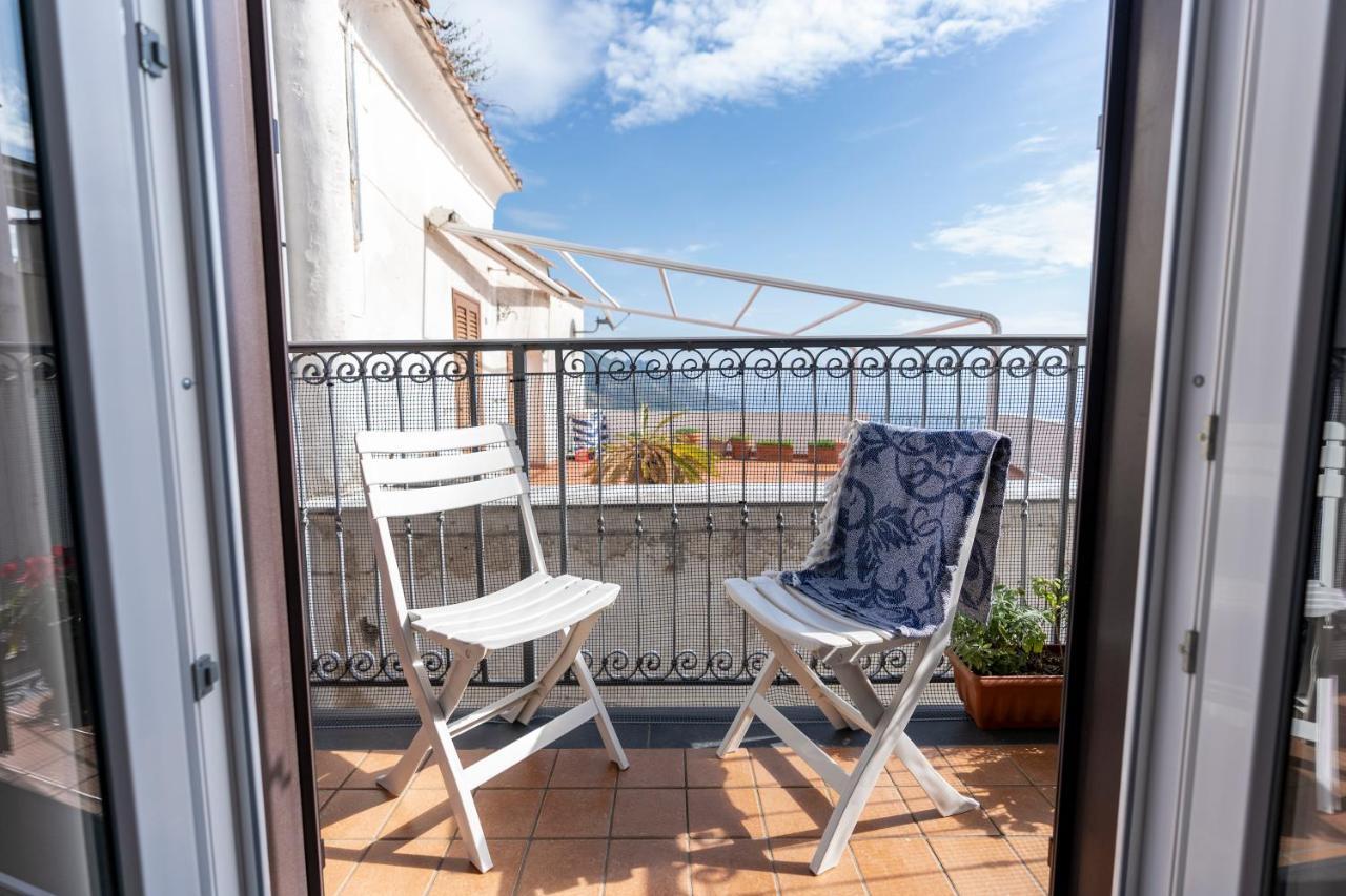 Casa Vacanza Da Giggino ราเวลโล ภายนอก รูปภาพ